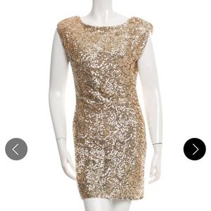 Beautiful gold sequined Alice + Olivia keyhole mini dress XS